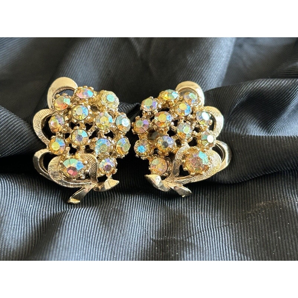 Vintage Cluster Clip Earrings Aurora Borealis Clip Earrings By ART Gold Tone 1"